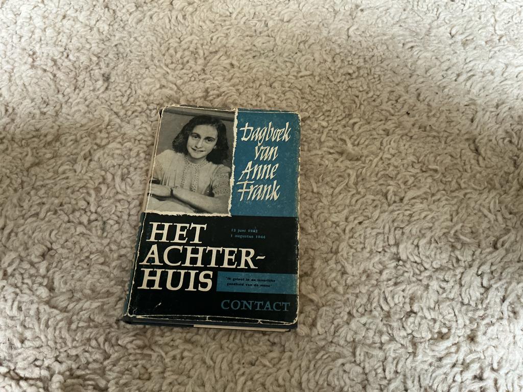 Het Achterhuis - Dagboek van Anne Frank (Oude Uitgave), Boeken, Ophalen of Verzenden, Tweede Wereldoorlog, Gelezen, Algemeen