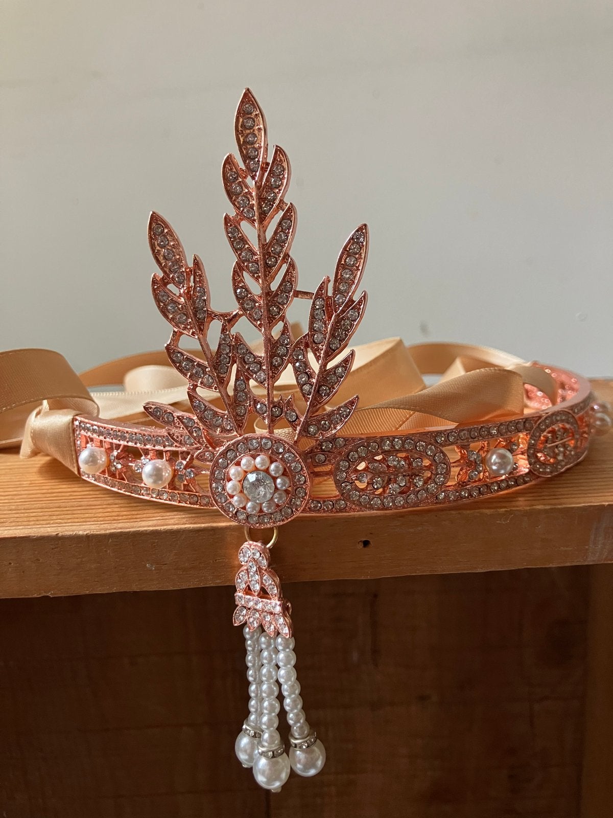 Gatsby hoofdband met (nep) parels en kristallen, Ophalen of Verzenden, Nieuw, One size fits all, Hoed