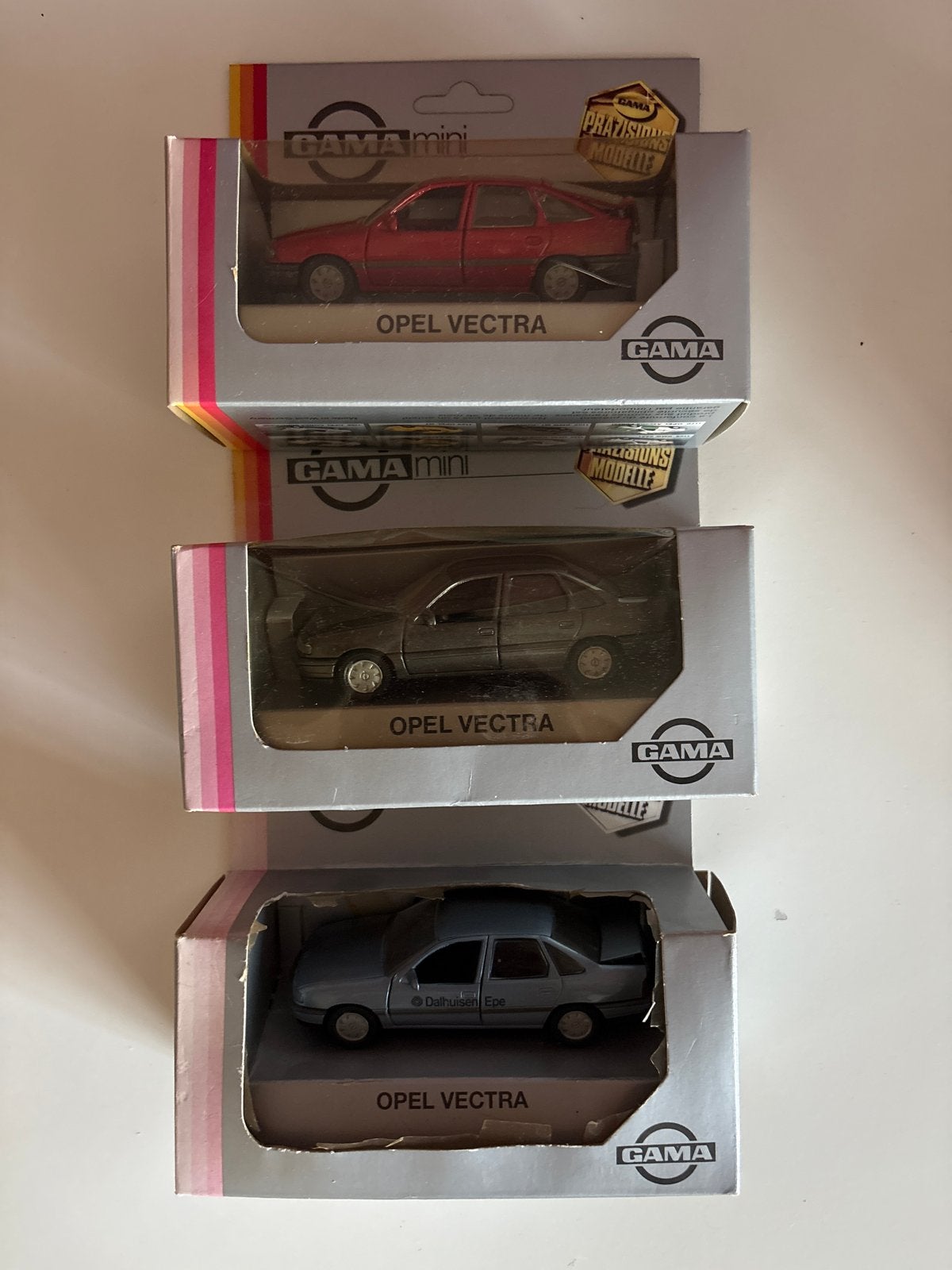 Gama Opel Vectra modelauto's - Set van 3, Overige merken, Auto, 1:32 tot 1:50, Nieuw