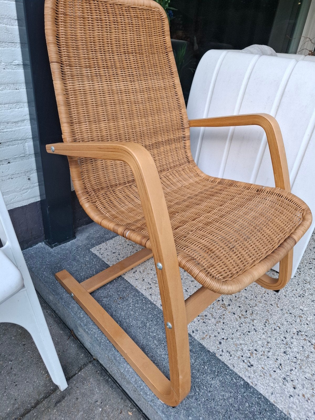 Rotan stoel: Yngve Ekström, Öland., Huis en Inrichting, Stoelen, Ophalen, Gebruikt, Overige kleuren, Eén