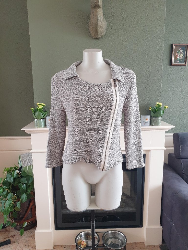 POOOLS schitterend grijs crème vest jasje 38 M | vestje, Maat 38/40 (M), Verzenden, Zo goed als nieuw, Grijs