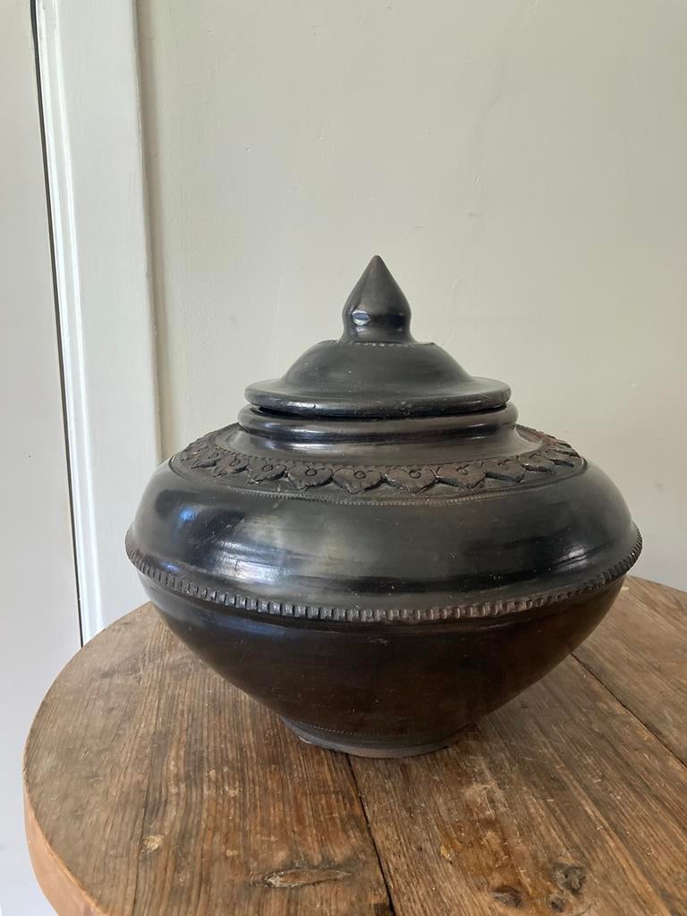 Massief Houten Afrikaanse Pot, Ophalen, Zo goed als nieuw, Overige materialen, Pot, Bus of Blik