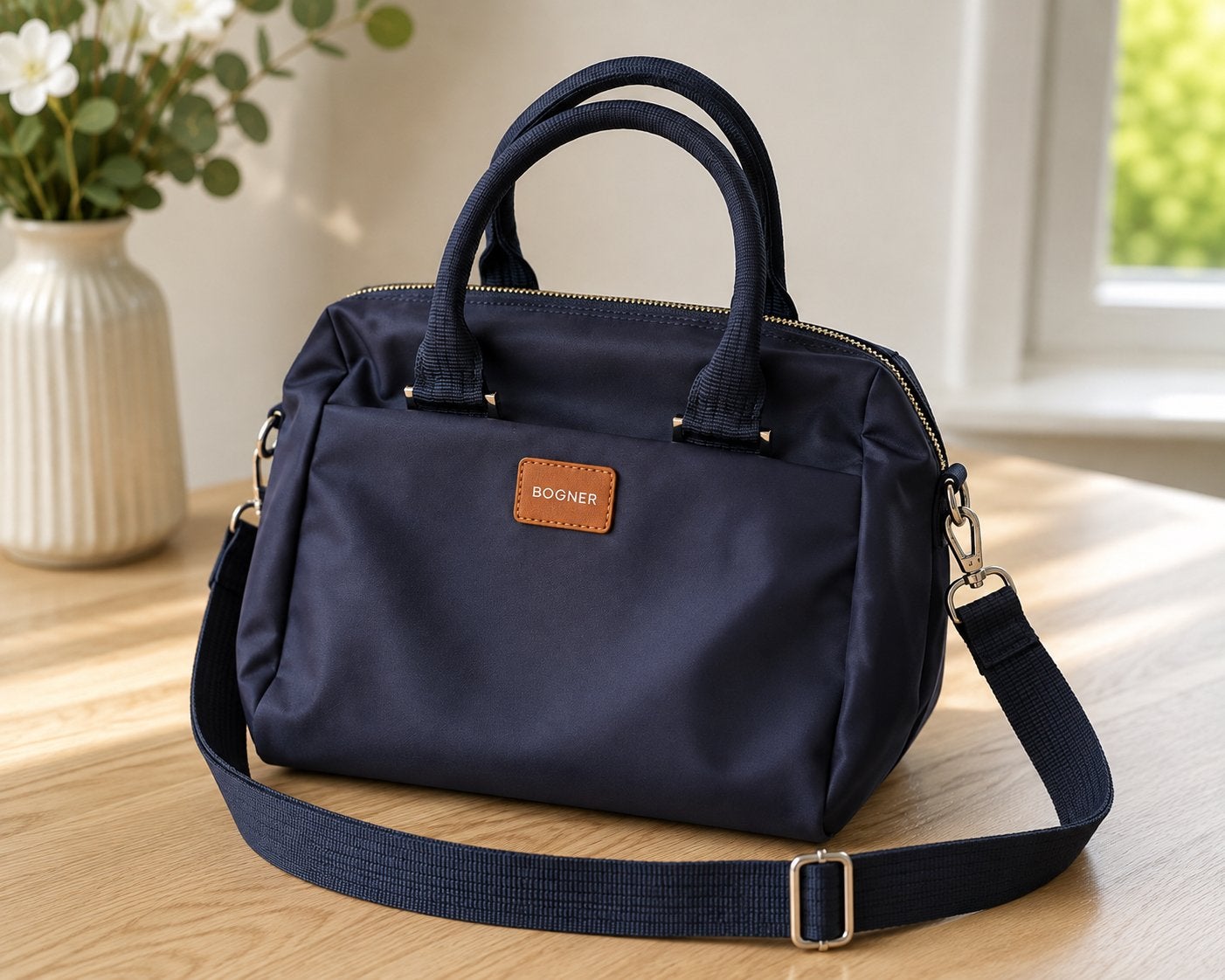 Bogner Handtas/Schoudertasje - Donkerblauw, Ophalen of Verzenden, Zo goed als nieuw, Blauw, Handtas
