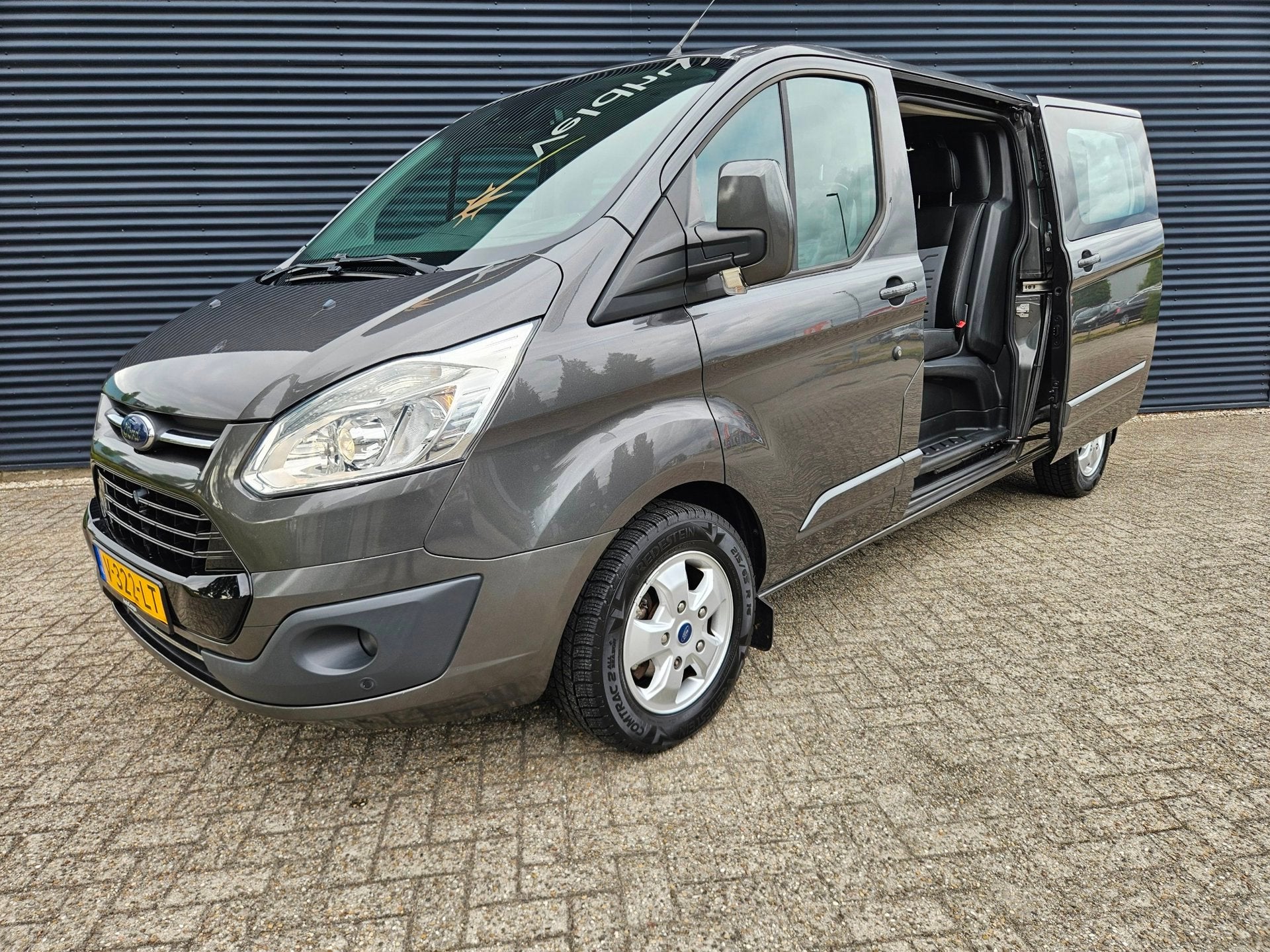 Ford - Transit Custom 2.0 TDCI | AUT. | DC | L2H1 | Limited!, 4 cilinders, Bedrijf, Diesel, Navigatiesysteem