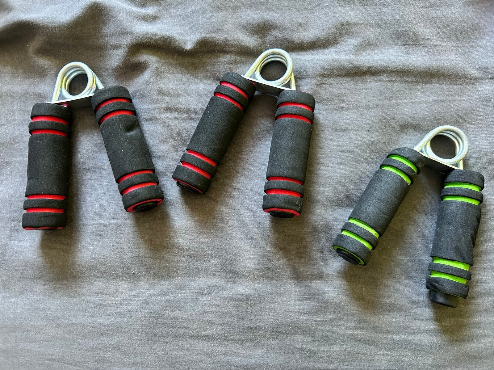 Fitness HandKnijpers - Set van 3 grip trainers, Sport en Fitness, Ophalen of Verzenden, Zo goed als nieuw, Armen, Overige typen