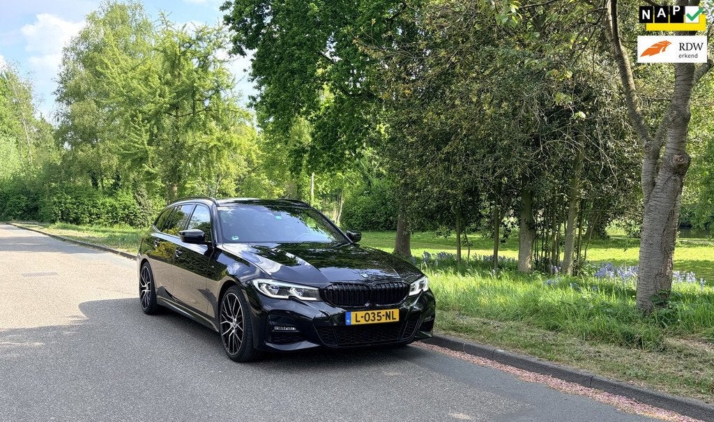 BMW 3-serie Touring 320i M Sport-BMW onderhouden-Virtual Coc, Auto's, BMW, Bedrijf, Te koop, 3-Serie, 360° camera, ABS, Achteruitrijcamera
