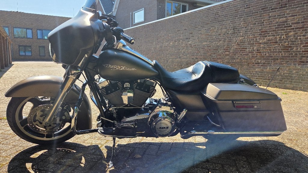 Te Koop; Harley Davidson Streetglide, Motoren, Motoren | Harley-Davidson, 2 cilinders, 1690 cc, Occasion, Particulier