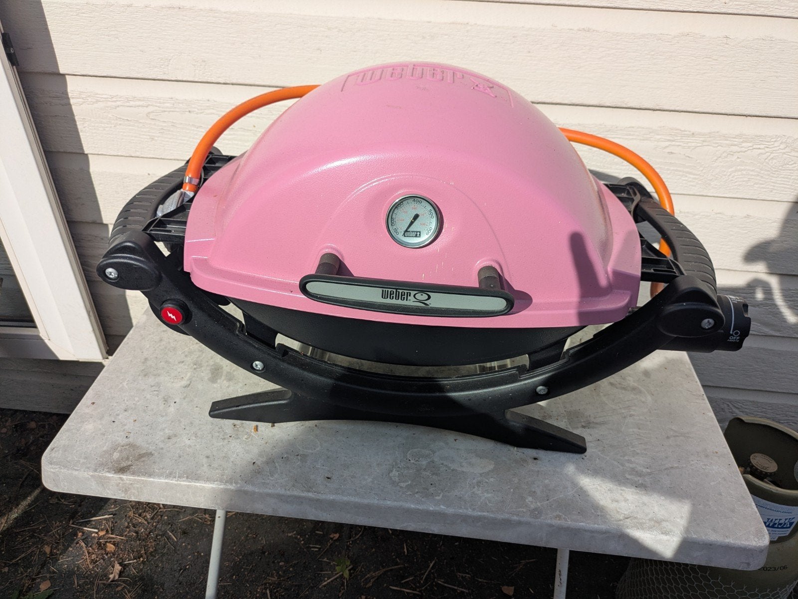 Weber Q1200 Tafelmodel Gasbarbecue Roze, Ophalen, Gebruikt, Weber gas bbq.