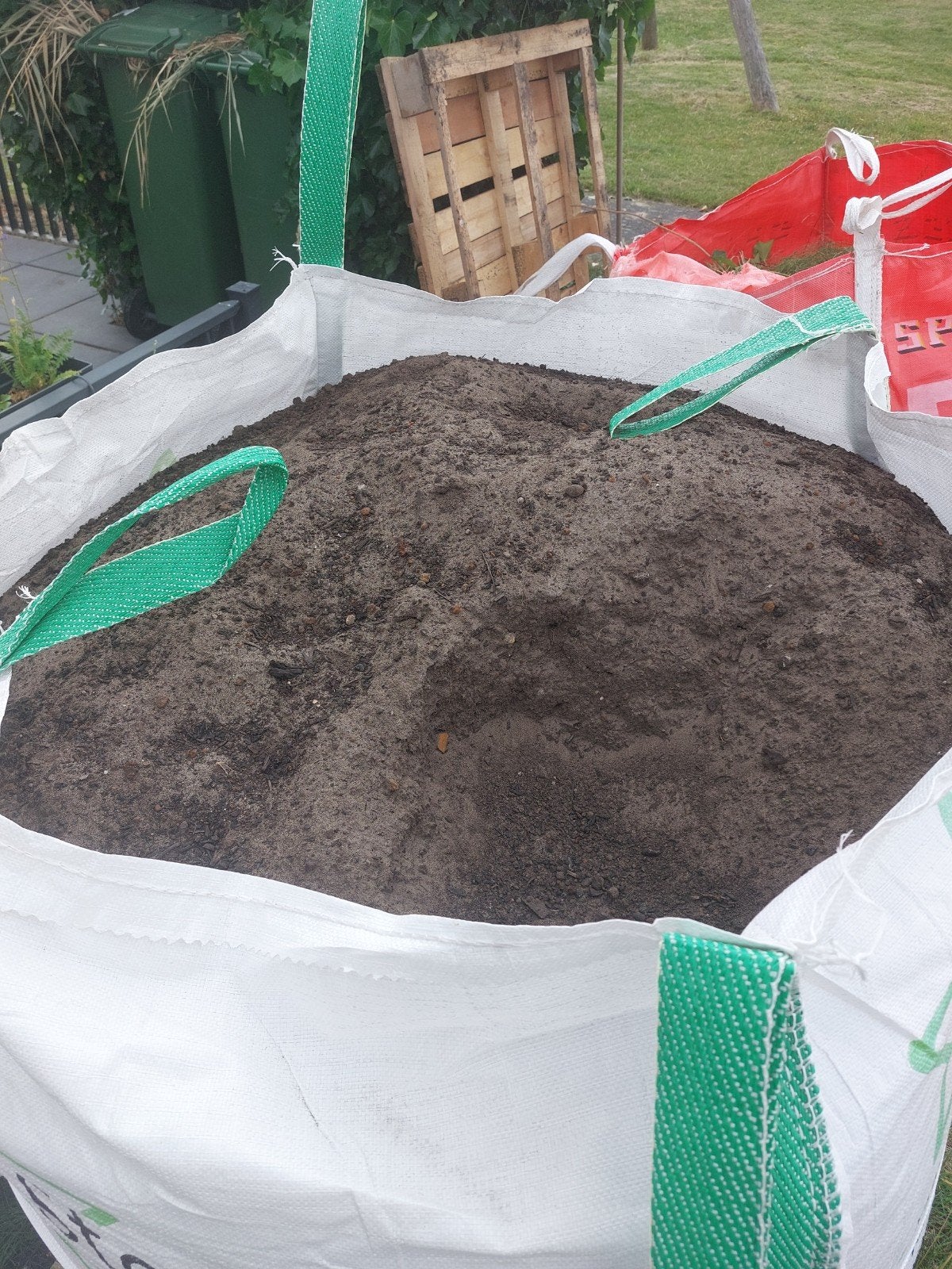 1 kuub biologische tuinaarde, Ophalen, Nieuw, Overige typen