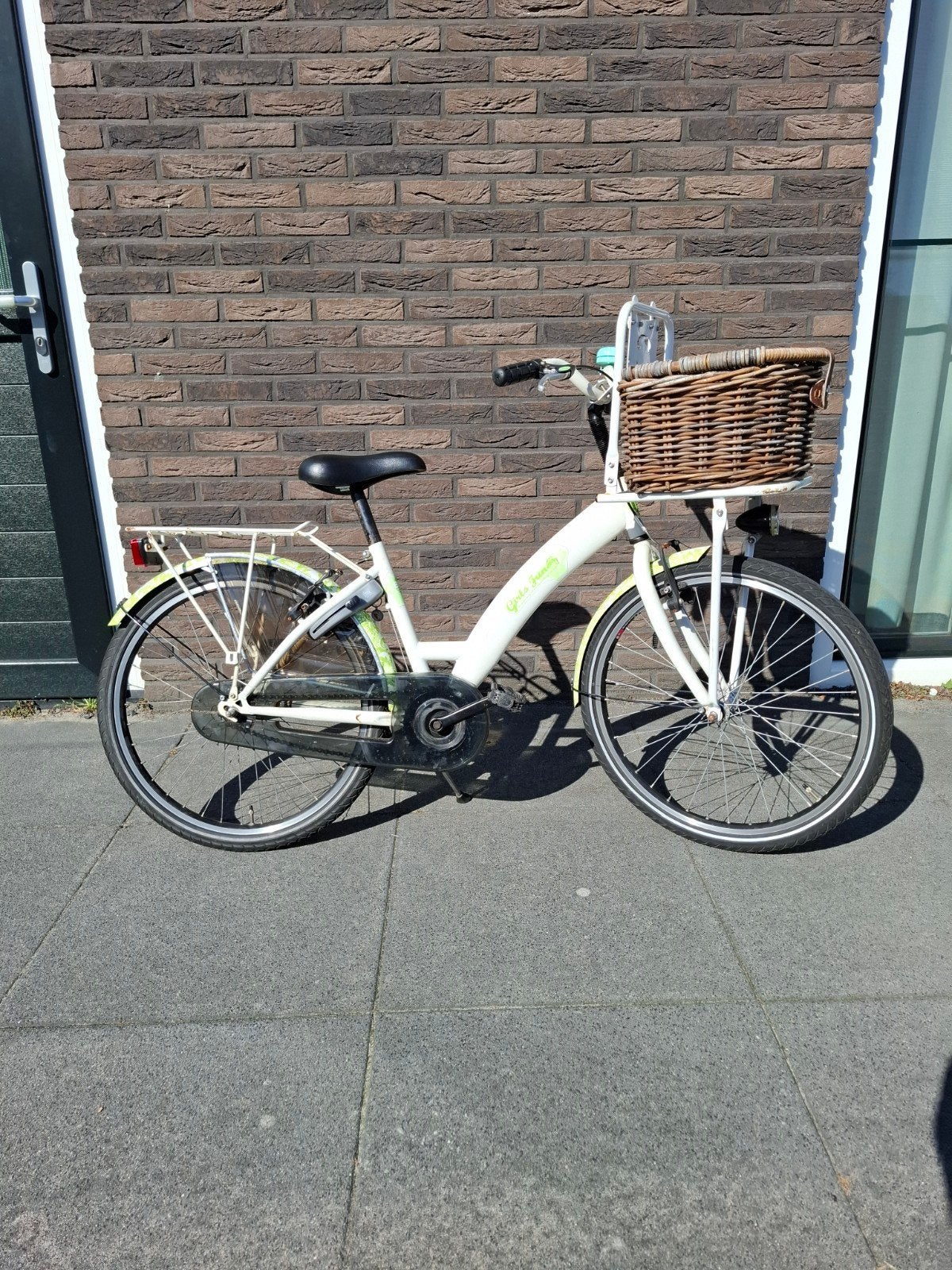 BFK Bike Fun Kids meisjes fiets 24 inch, Fietsen en Brommers, Fietsen | Meisjes, Ophalen, Terugtraprem, Bike fun kids, Handrem