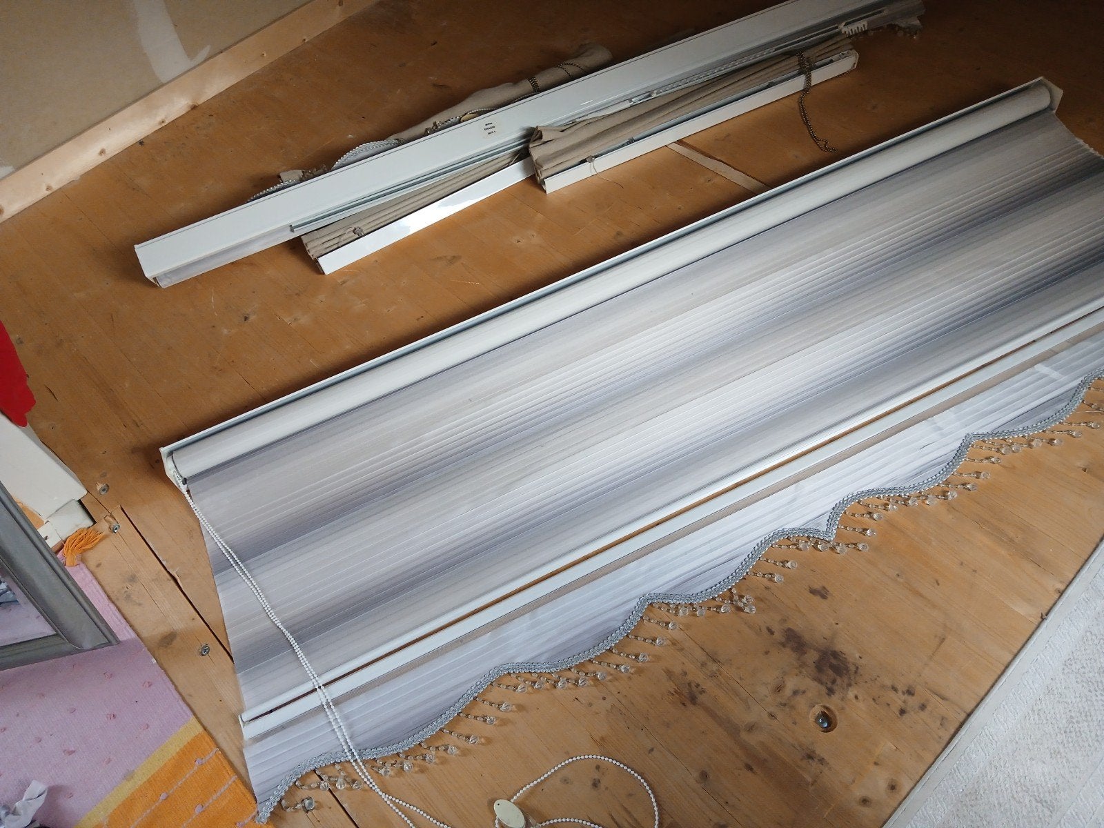 2 Rolgordijnen 200x200 cm in nette staat, Ophalen of Verzenden, Gebruikt, Wit, Rolgordijn