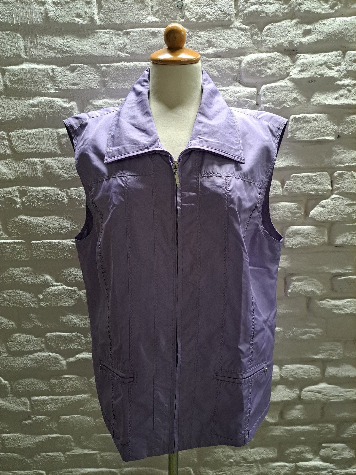 Calania bodywarmer maat 46, Kleding | Dames, Bodywarmers, Verzenden, Paars, Maat 46/48 (XL) of groter, Zo goed als nieuw