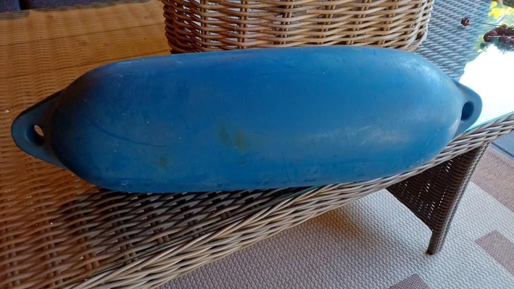 Stootwil / Fender voor bootbescherming, Ophalen