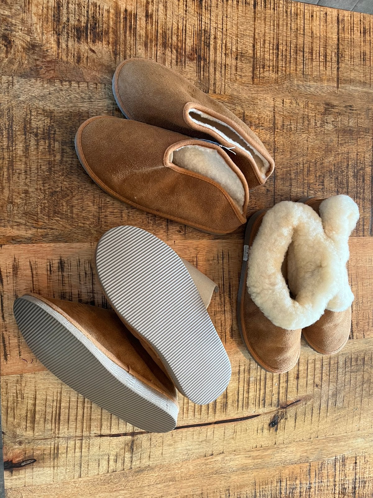 Leren schapenwollen sloffen en instappers, Ophalen of Verzenden, Nieuw, Overige kleuren, Pantoffels of Sloffen