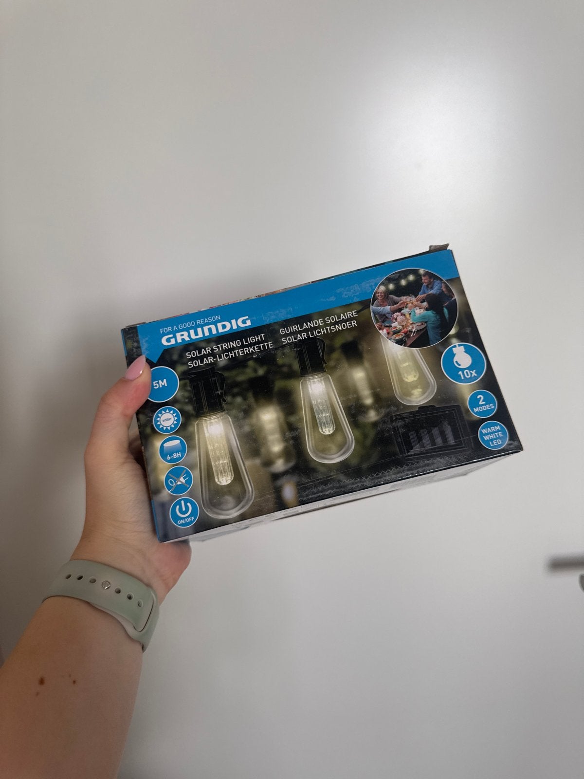 Grundig Solar Lichtsnoer - 5M, 10x LED, Warm Wit, Tuin en Terras, Zonne-energie, Kunststof, Minder dan 50 watt, Overige typen
