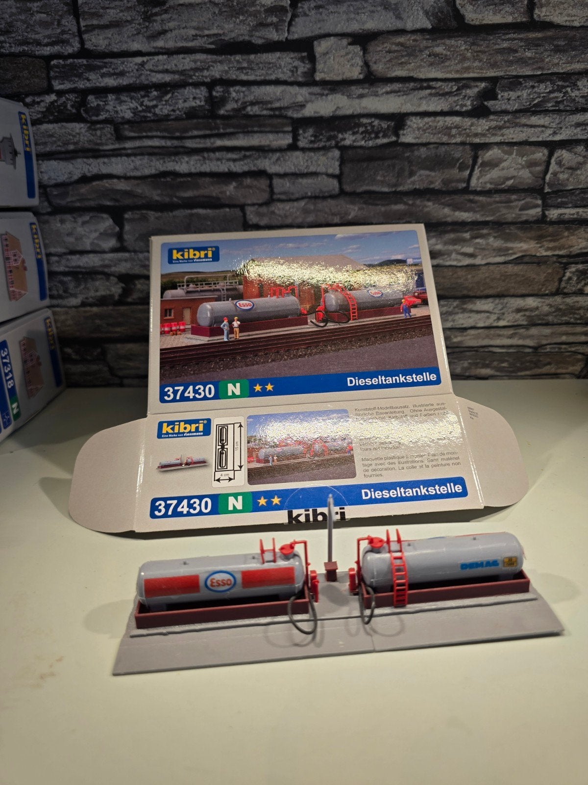 Dieseltankstation kibri zgan N spoor trein 1:160, Hobby en Vrije tijd, Modeltreinen | N-Spoor, Overige merken, Gelijkstroom of Wisselstroom