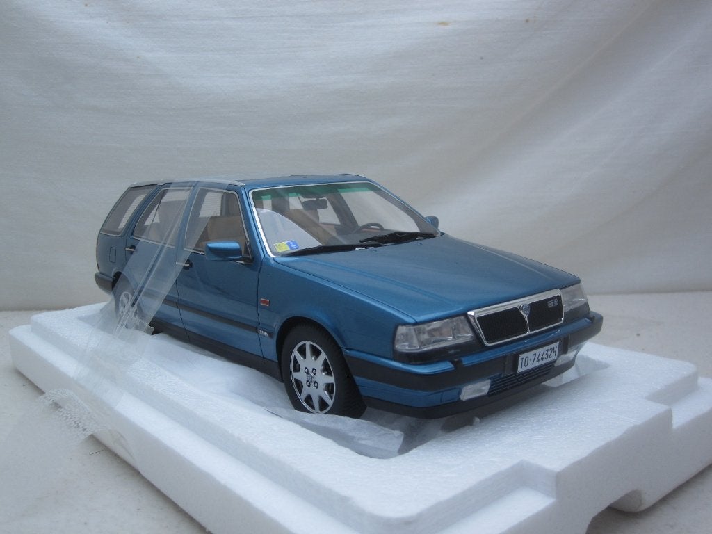 Lancia Thema S.W. TD 1988 Azzurro 1:18 Laudo Racing Models, Ophalen of Verzenden, Nieuw, Auto, Overige merken