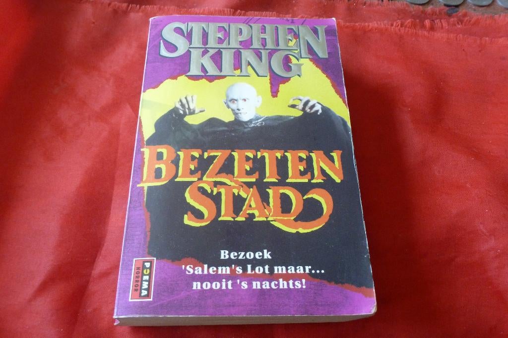 Bezeten Stad - Stephen King - 18e druk 1974 478 blz (b 101, Gelezen, Stephen King, Ophalen of Verzenden, Amerika