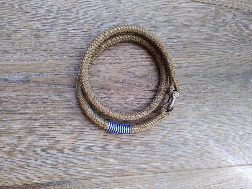 Pig&Hen armband - Bruin met blauw accent, Ophalen of Verzenden, Gebruikt, Bruin, Overige materialen