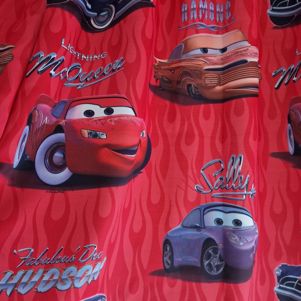 Nieuwe gordijnen van Cars, Huis en Inrichting, Ophalen, Zo goed als nieuw