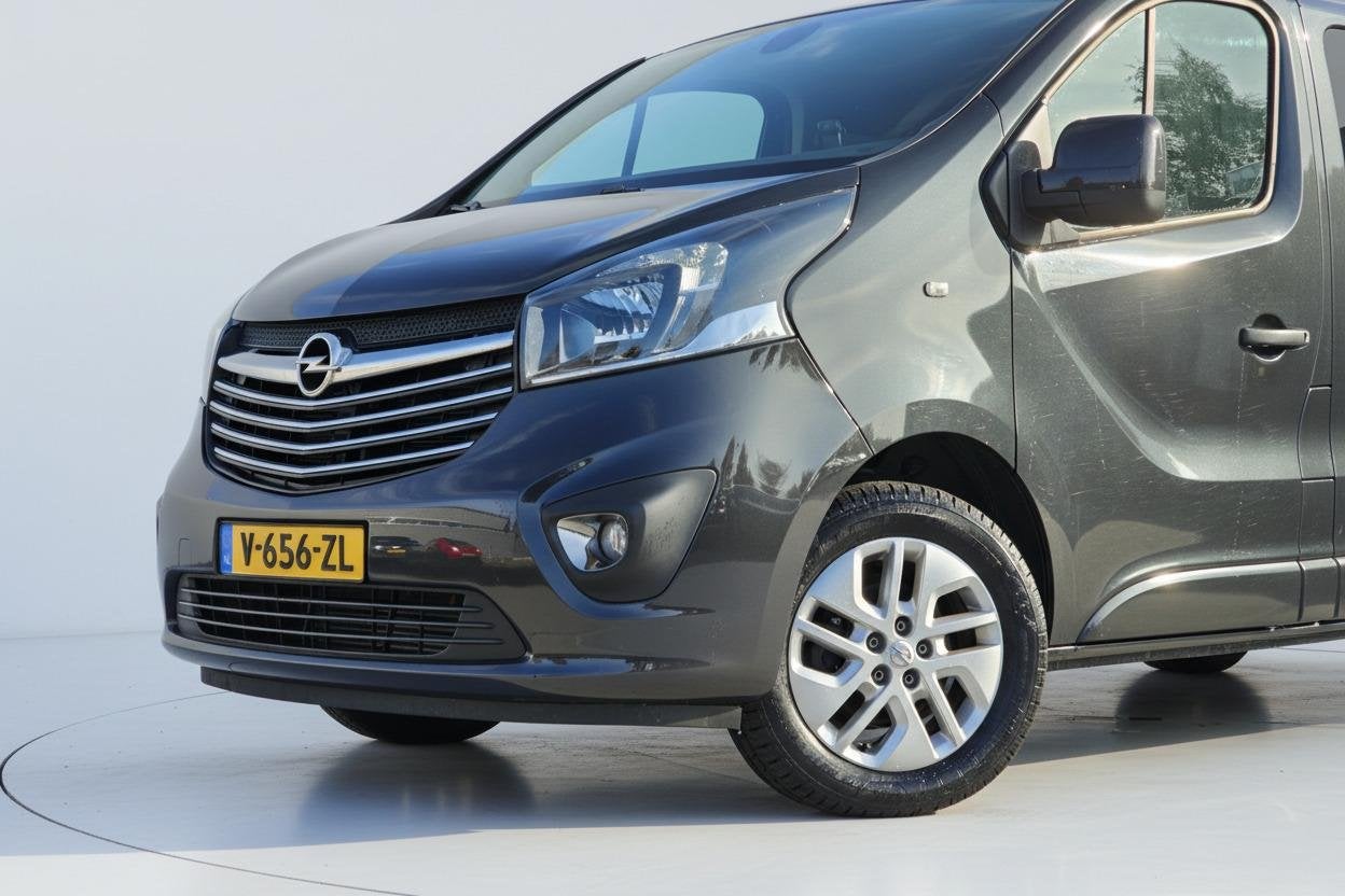 Opel Vivaro 1.6 CDTI L2H1 125PK 5 PERS SPORT CRUISE CAMERA N, Voorwielaandrijving, Gebruikt, Euro 6, 2000 kg