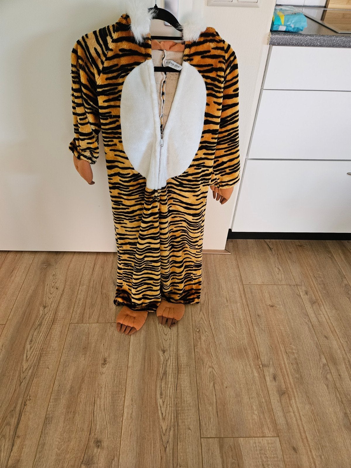 Tijger onesie/verkleedpak van de Bijenkorf maat 146/152, Ophalen of Verzenden, Gebruikt, 158 t/m 164, Jongen of Meisje