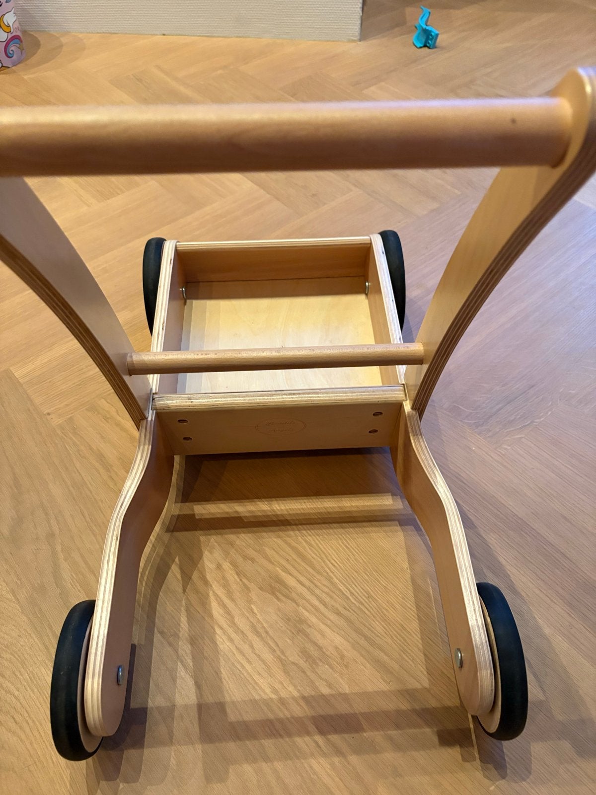 Houten loopwagen van Angels & Bandits, Ophalen, Zo goed als nieuw, Overige typen, Met wieltjes