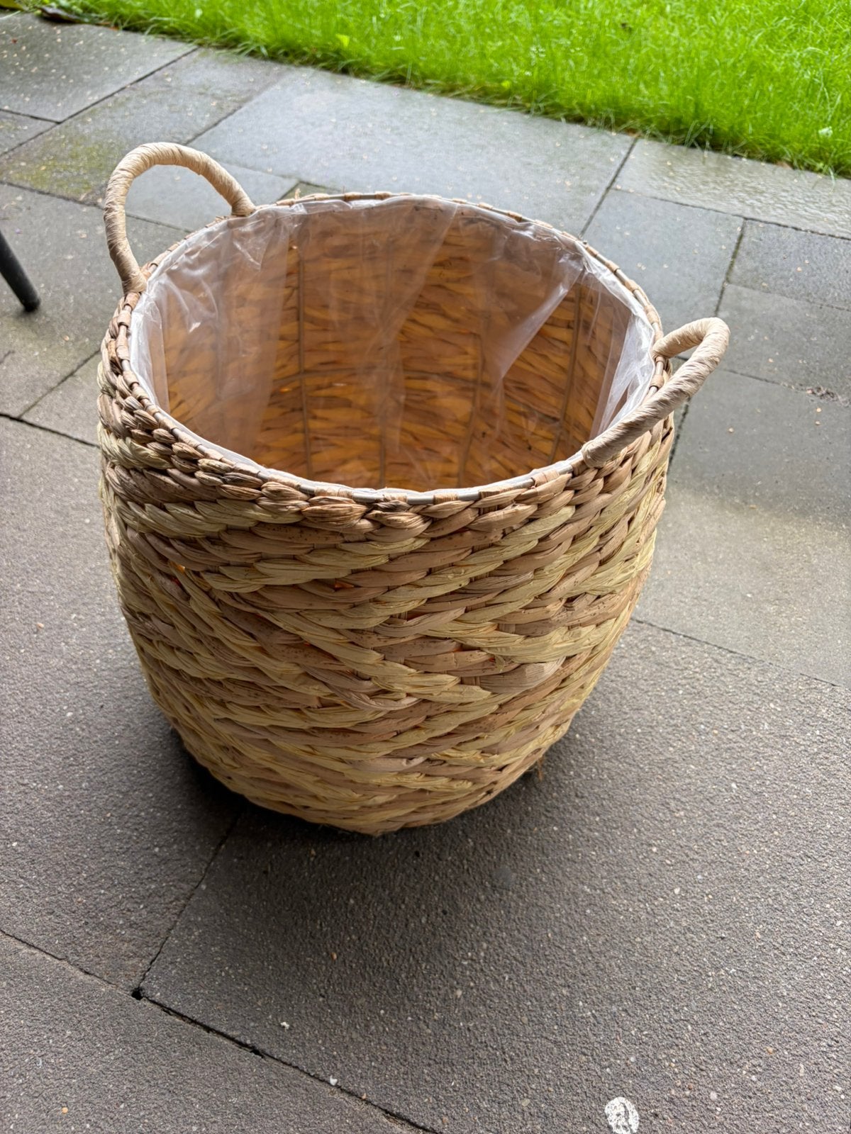 Rieten mand met binnenzak, Ophalen, Gebruikt, Gevlochten, Mand