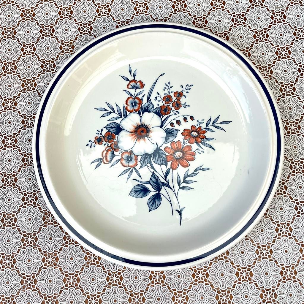 Vintage Alpine Rose bord van Staffordshire England 26cm, Antiek en Kunst, Antiek | Wandborden en Tegels, Ophalen of Verzenden