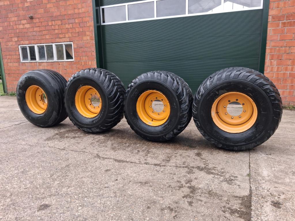 Wielen kipper / tankwagen 8 gaats, Zakelijke goederen, Agrarisch | Onderdelen | Banden, Velgen en Assen, Ophalen of Verzenden