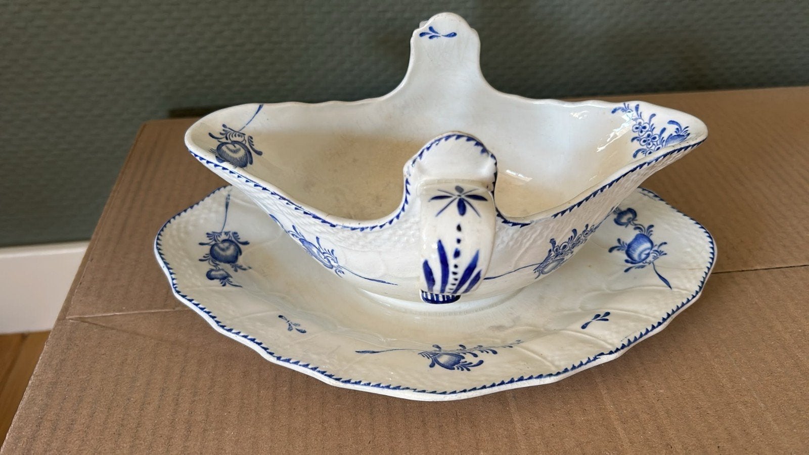 Brocante, antieke sauskom, Ophalen of Verzenden