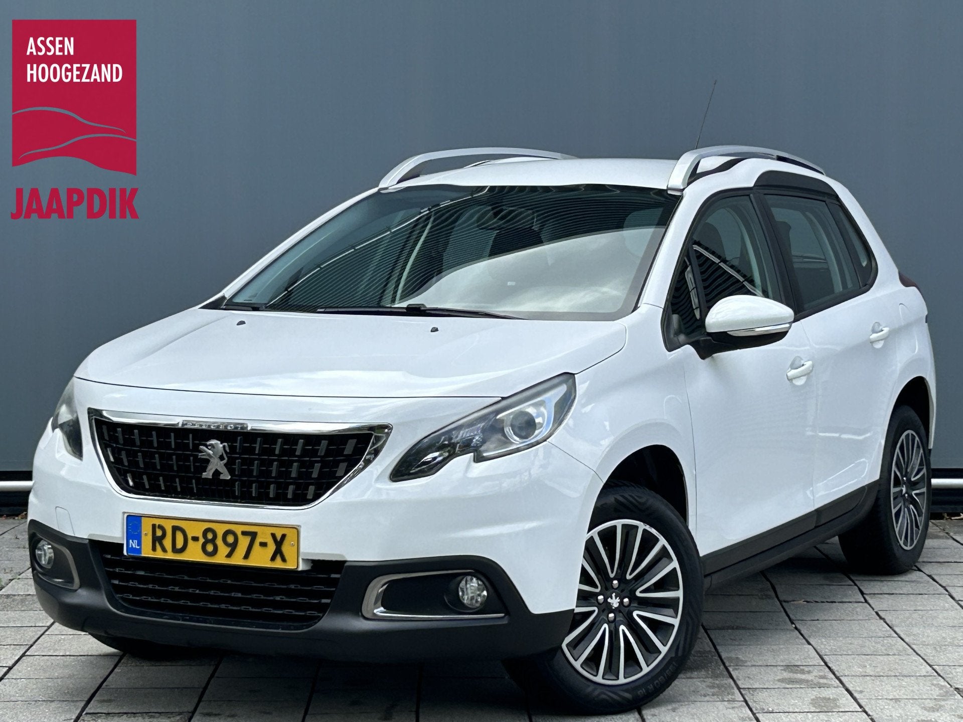 Peugeot 2008 BWJ 2017 | 1.2T 111PK Blue Lion | TREKHAAK | NA, Auto's, Voorwielaandrijving, Stof, Mistlampen, Origineel Nederlands