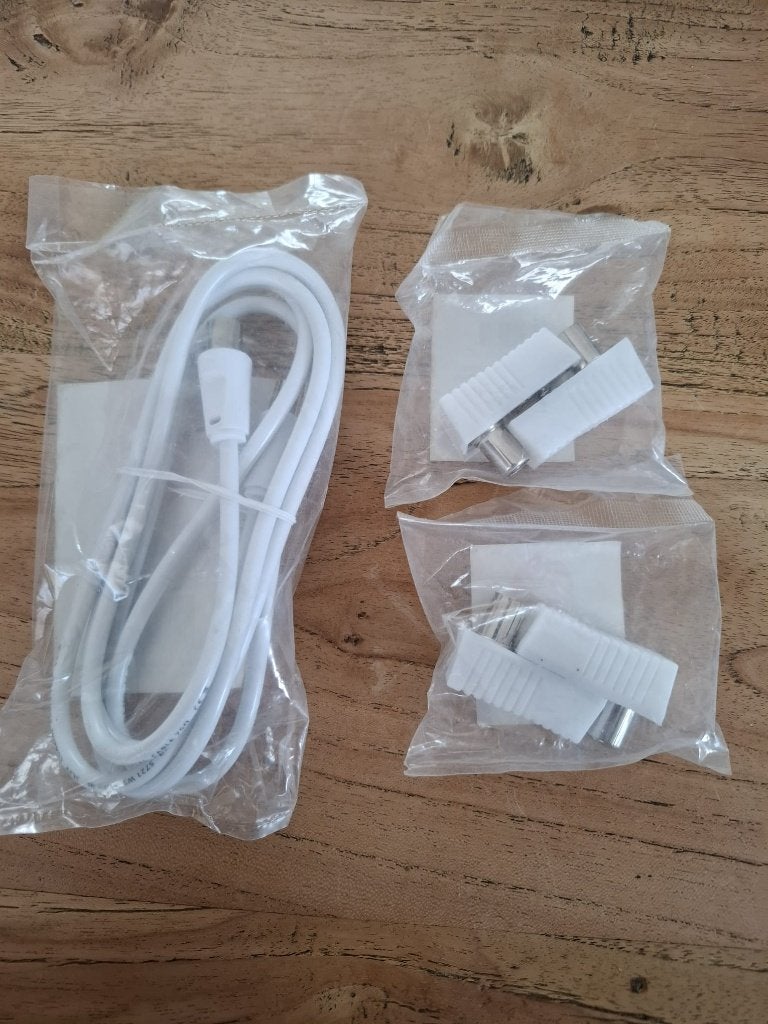 Coax kabel 1,5 meter Coax stekkerset 2x Nieuw, Ophalen of Verzenden, Nieuw, Minder dan 2 meter, Coaxiale kabel