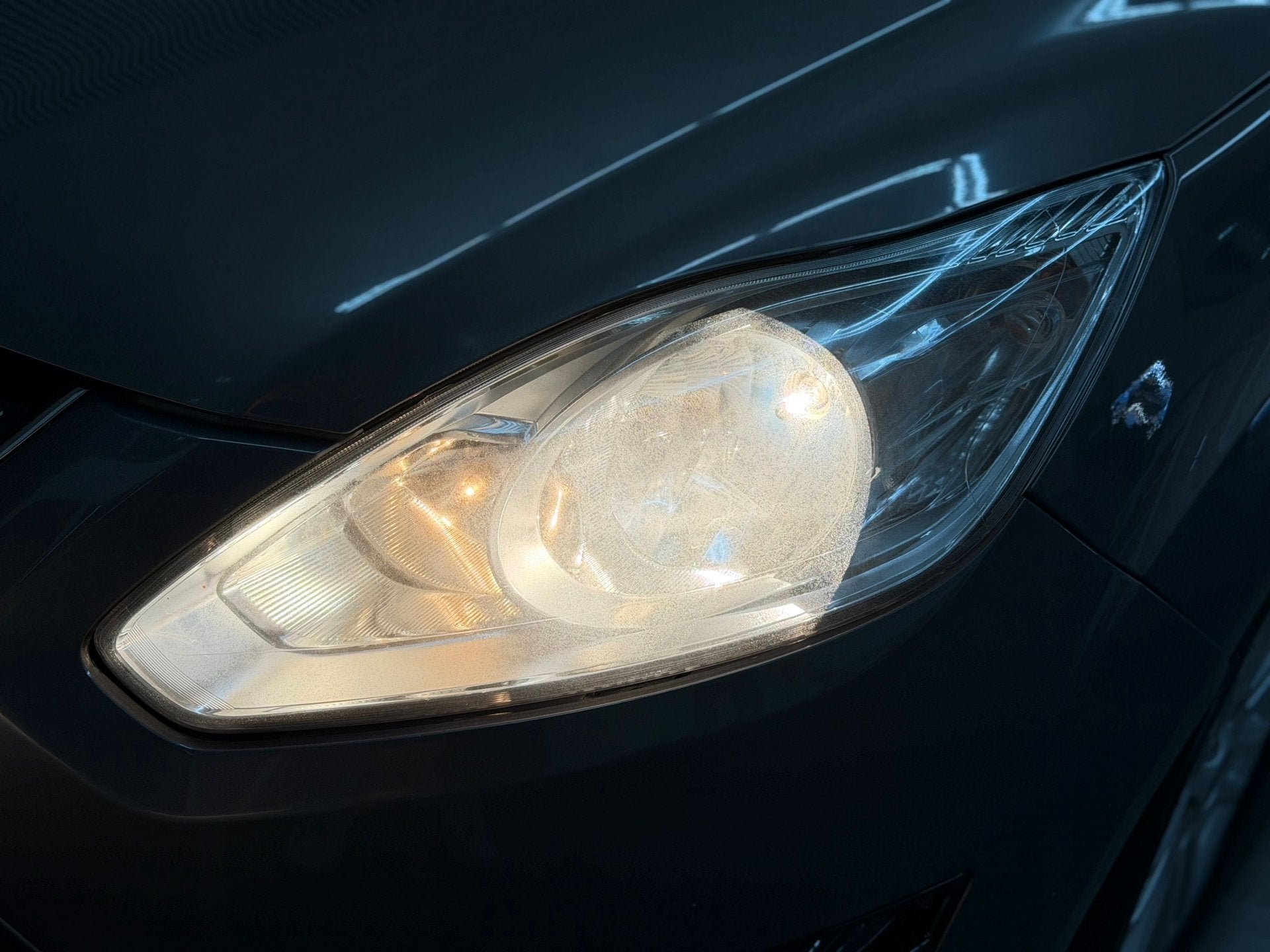 Ford C-Max 1.0 Titanium 2013 NAP CRUISE TREKHAAK PDC CLIMA, Auto's, Ford, Voorwielaandrijving, Gebruikt, Zwart, Origineel Nederlands