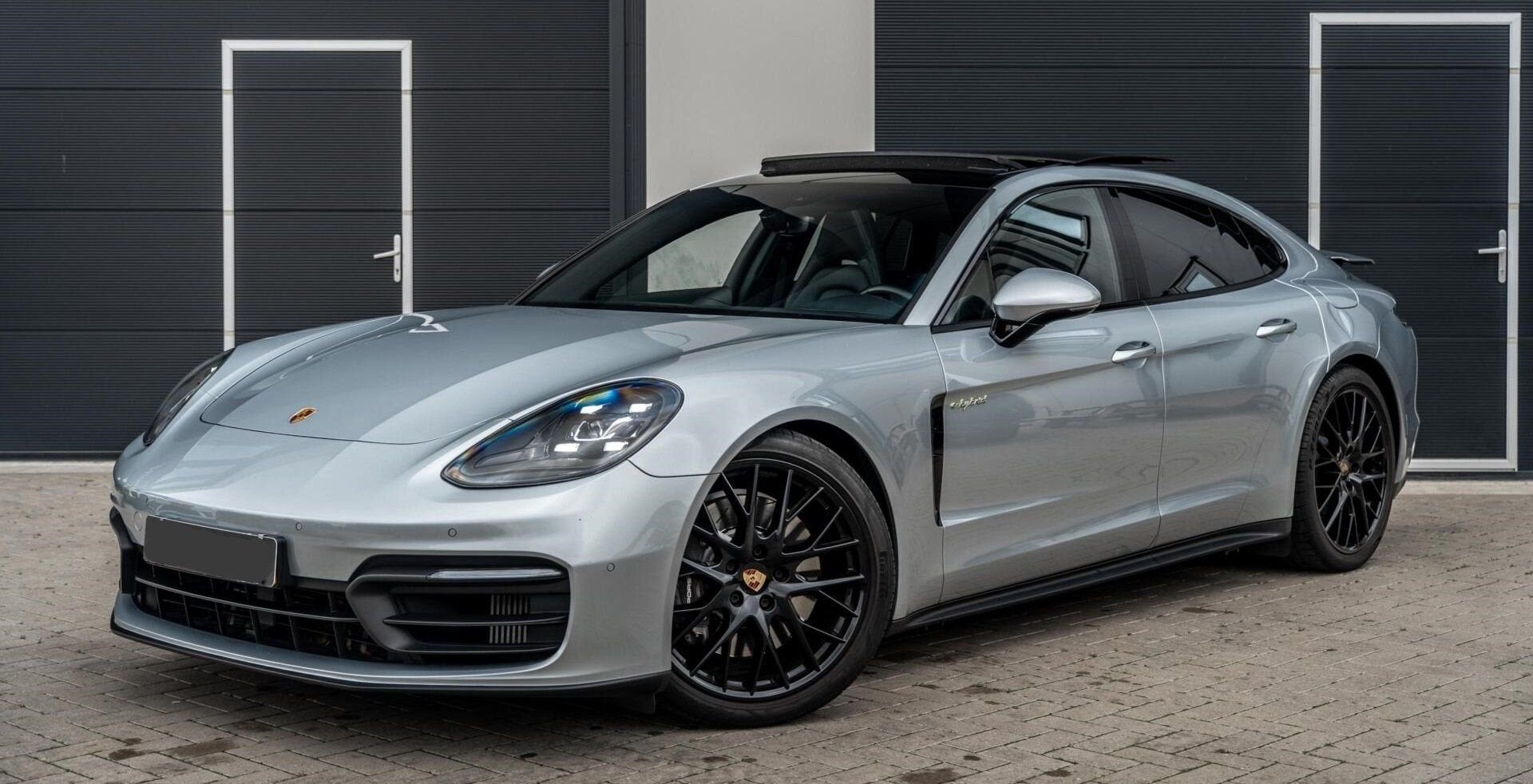 Originele 21 inch Porsche Panamera velgen winterbanden 971, Gebruikt, -, 275 mm, -