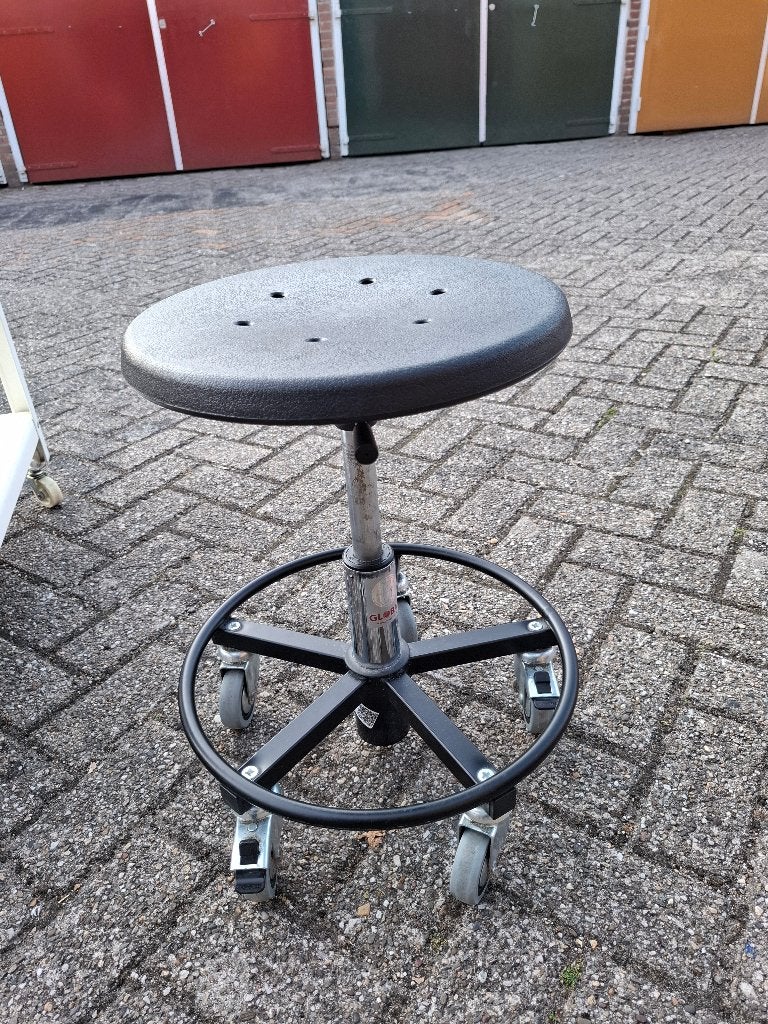 Verrijdbare kruk global, Ophalen, In hoogte verstelbaar, Zo goed als nieuw, Staal