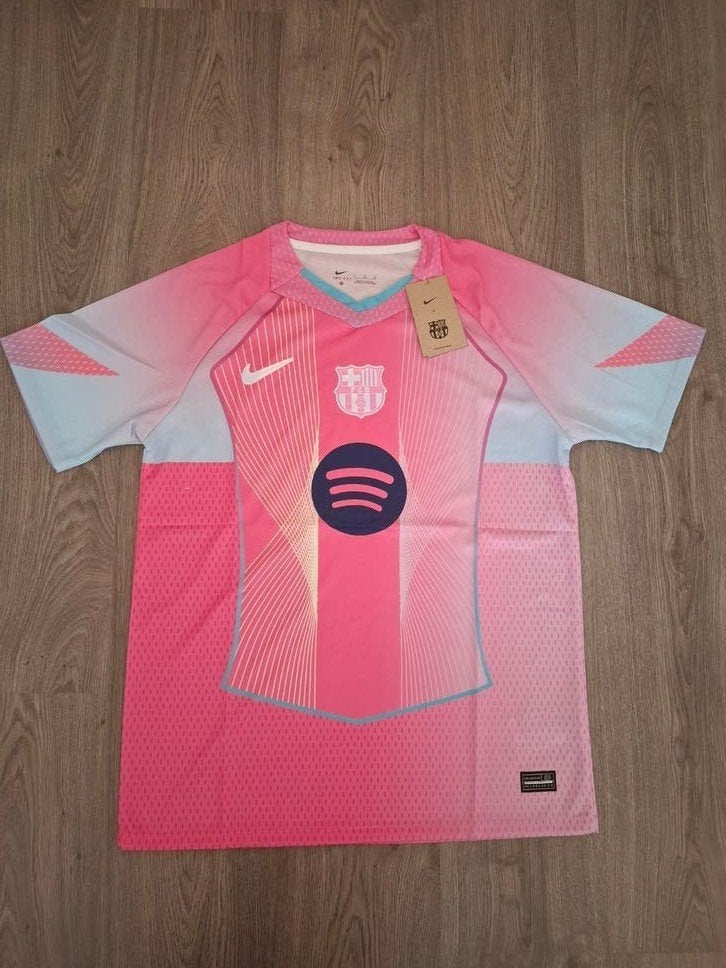 Barcelona conceptshirt met verpakking en kaartjes- maat L, Maat 52/54 (L), Nike, Nieuw, Ophalen of Verzenden