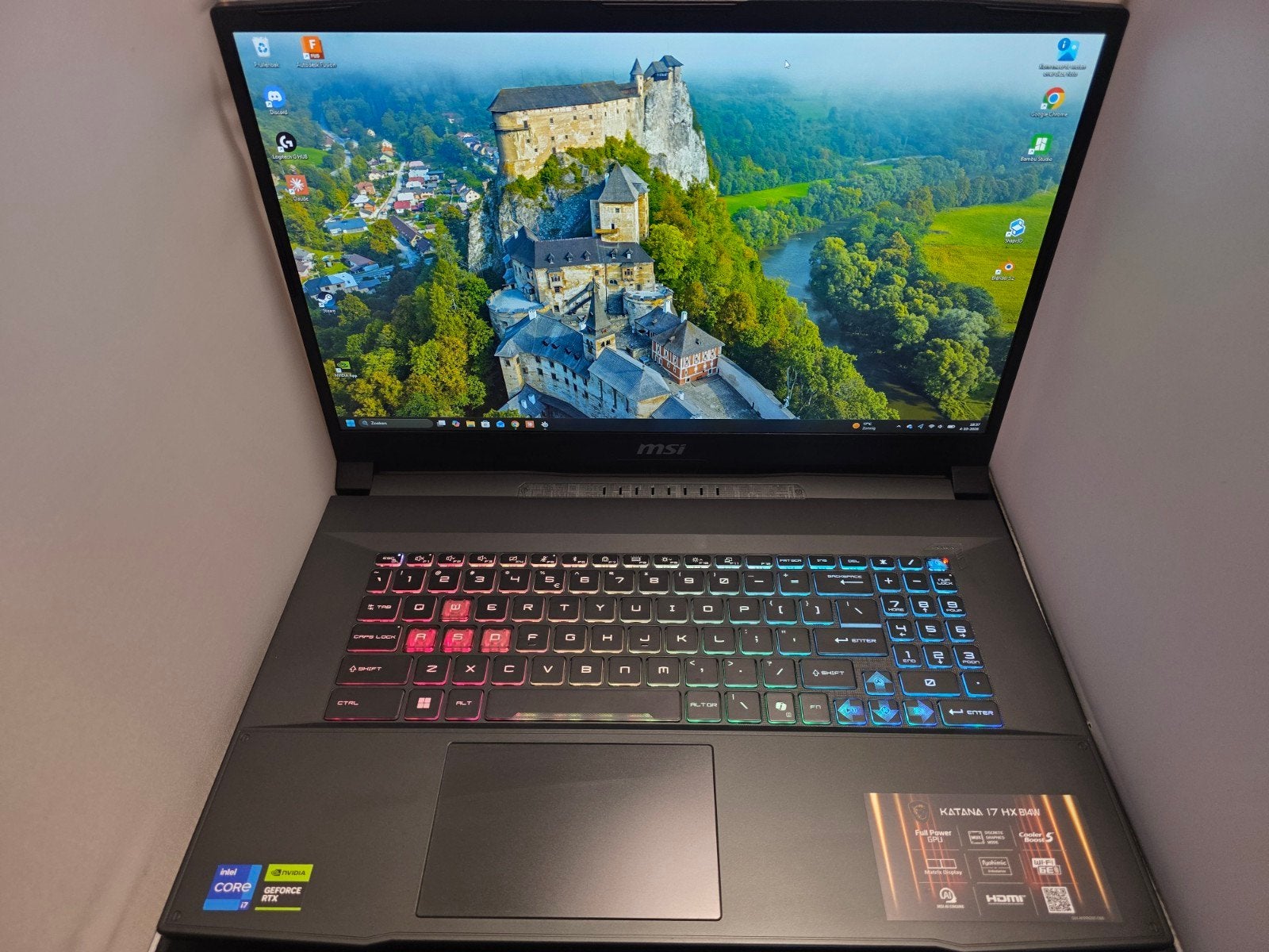 MSI Katana 17 HX B14W RTX 5070, Computers en Software, Qwerty, Ophalen of Verzenden, Zo goed als nieuw, Gaming