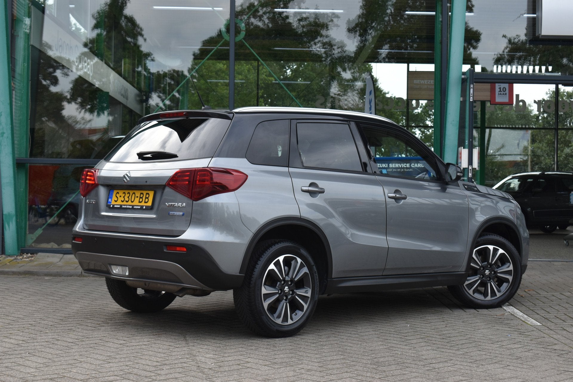 Suzuki Vitara 1.4 Boosterjet Style Smart Hybrid Handgeschake, Auto's, 12 maanden, Gebruikt, 4 cilinders, 400 kg
