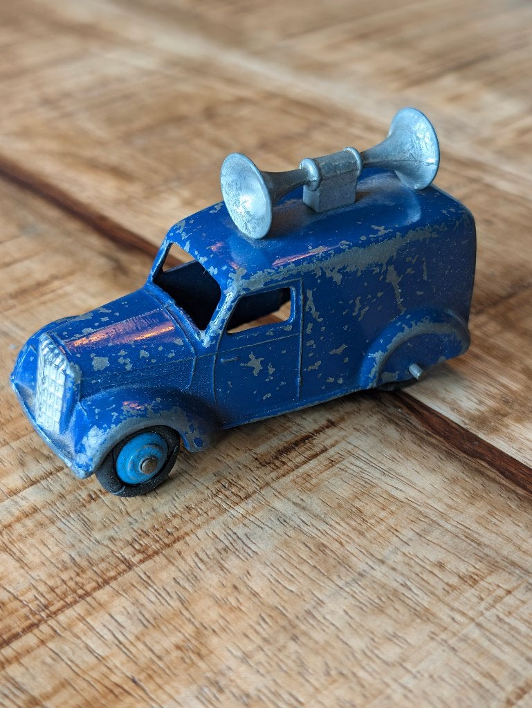 Dinky Toys 34c Loudspeaker Van (Fordson), Ophalen of Verzenden, Gebruikt, Auto, Dinky Toys