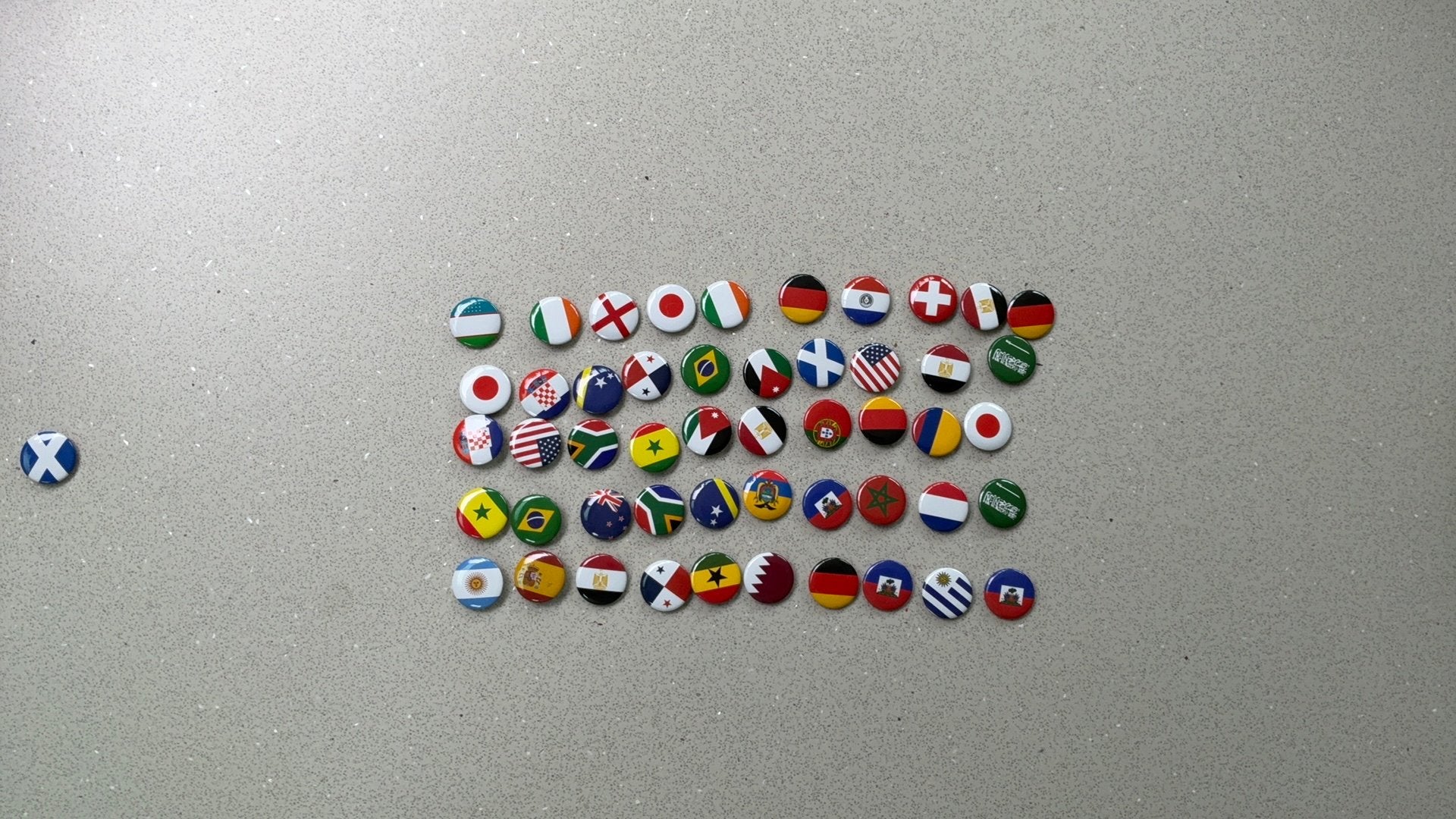 Dekamarkt actie wk buttons, Sieraden, Tassen en Uiterlijk, Piercings, Ophalen of Verzenden, Zo goed als nieuw, Staal