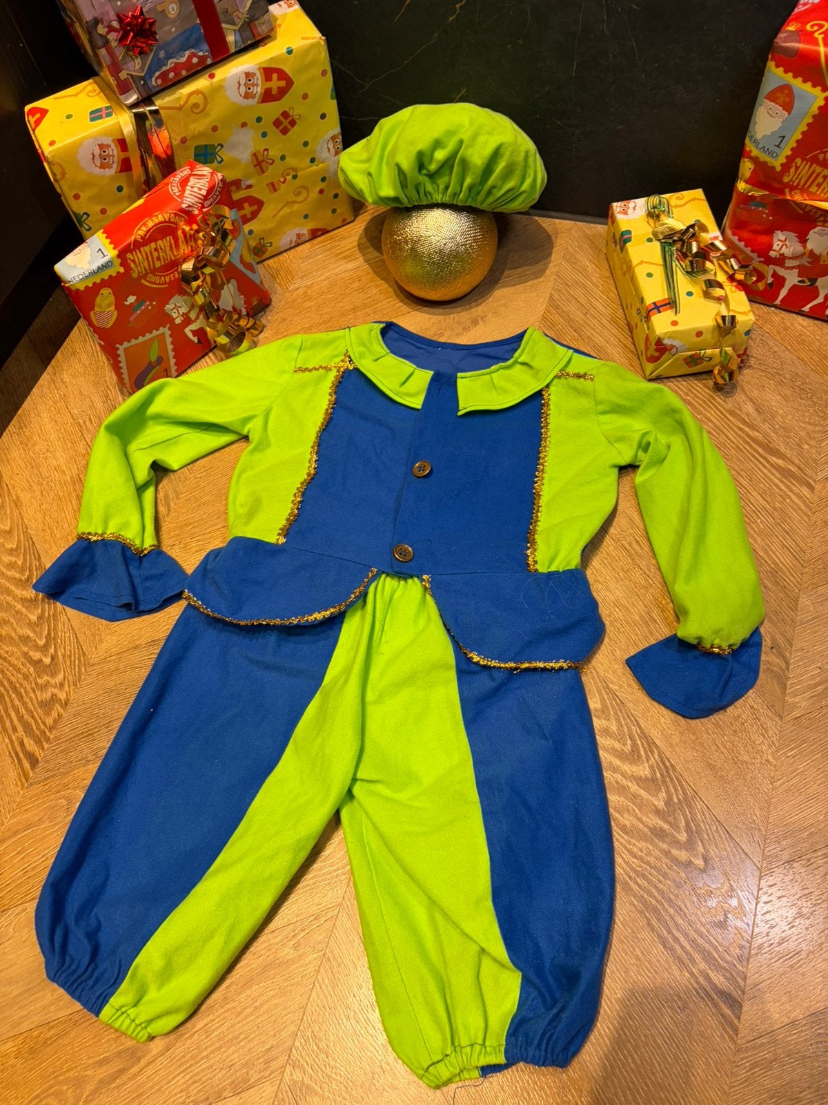 Pietenpak groen blauw maat 122 leuke set sinterklaas, Ophalen of Verzenden, Zo goed als nieuw, 122 t/m 128, Jongen of Meisje