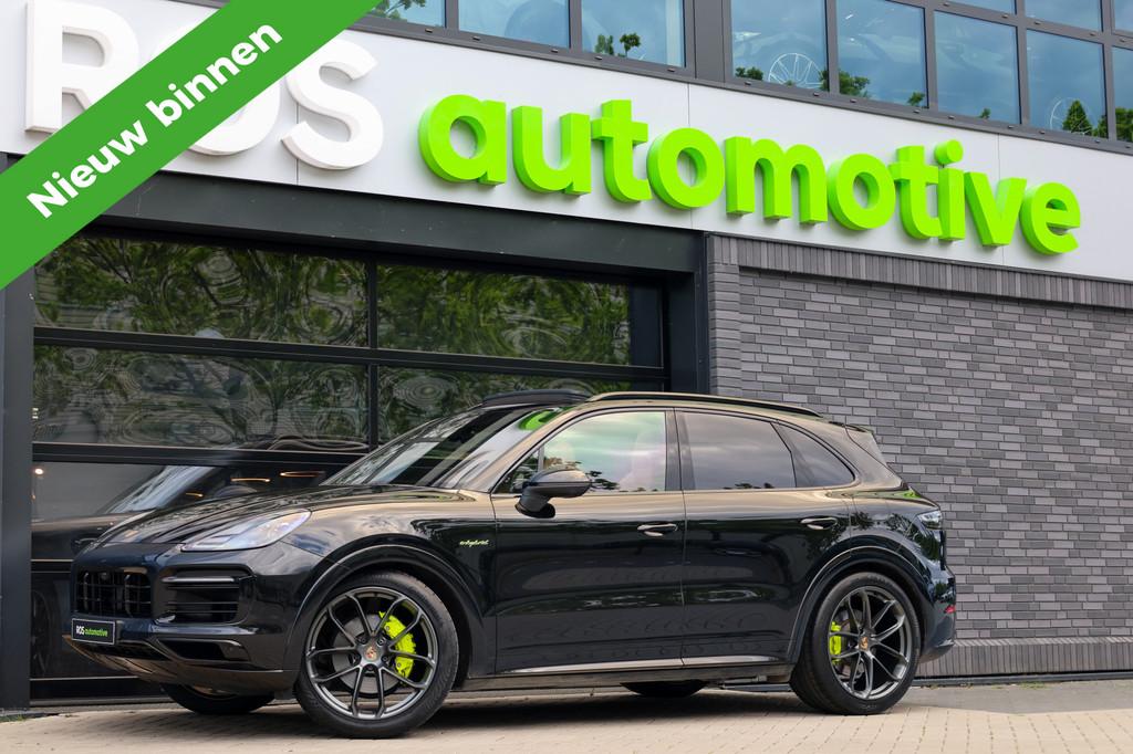 Porsche Cayenne 3.0 E-Hybrid Platinum Edition | PANO | 22 IN, Automaat, Cayenne, Gebruikt, Beige