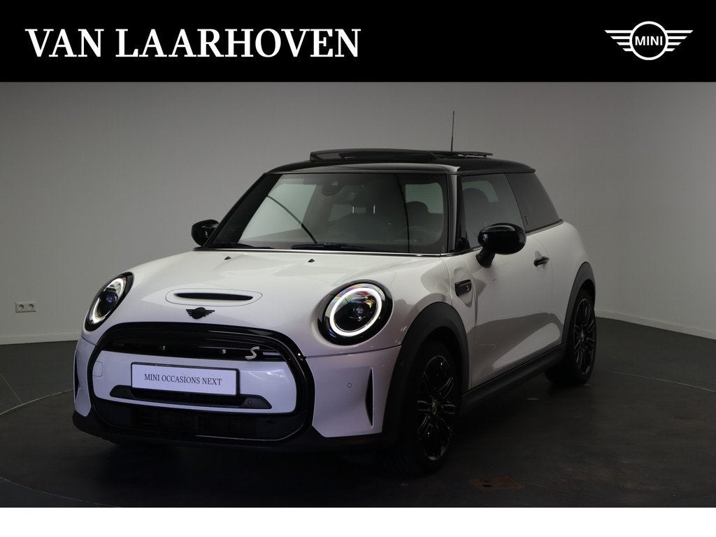 MINI Electric Yours / Panoramadak / Sportstoelen / Achteruit, Auto's, Mini, Met garantie (alle), 4 stoelen, 184 pk, 28 kWh