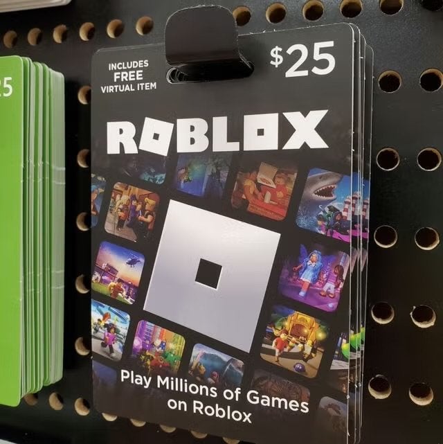 Twee Roblox digitale gift cards t.w.v. 25$ per stuk, Spelcomputers en Games, Games | Overige, Ophalen, Online, Overige genres