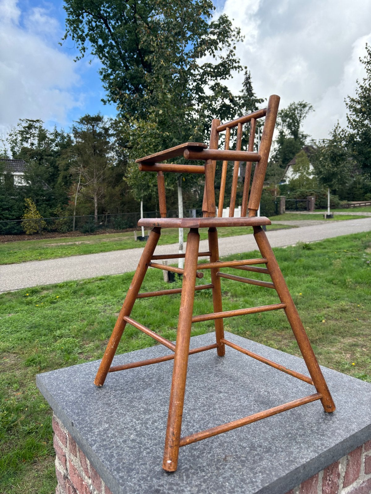 Vintage houten poppenstoel - Klassiek model, Ophalen of Verzenden, Gebruikt, Overige typen