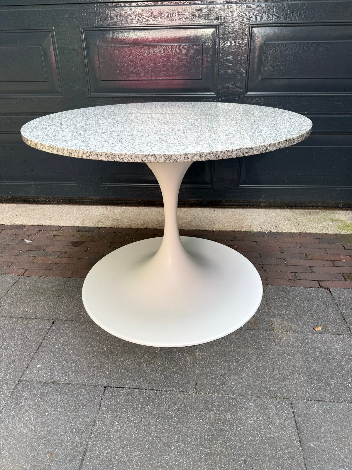 Stijlvolle Tulp Tafel met Marmeren Blad, Ophalen, Overige materialen, Gebruikt, 100 tot 150 cm