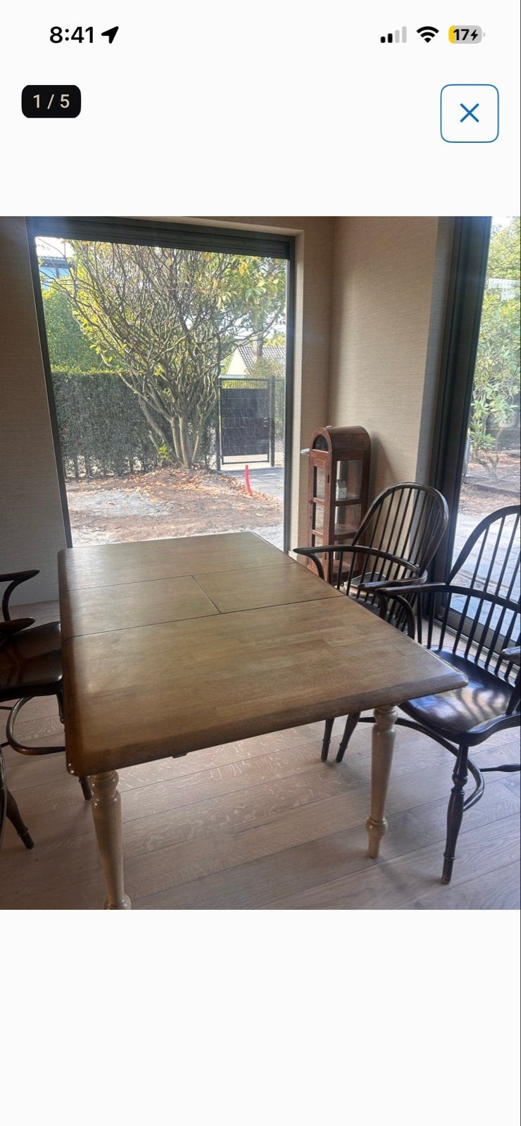 Uitschuifbare eettafel met houten blad en gedraaide poten, Huis en Inrichting, Tafels | Eettafels, Ophalen, Gebruikt, 100 tot 150 cm