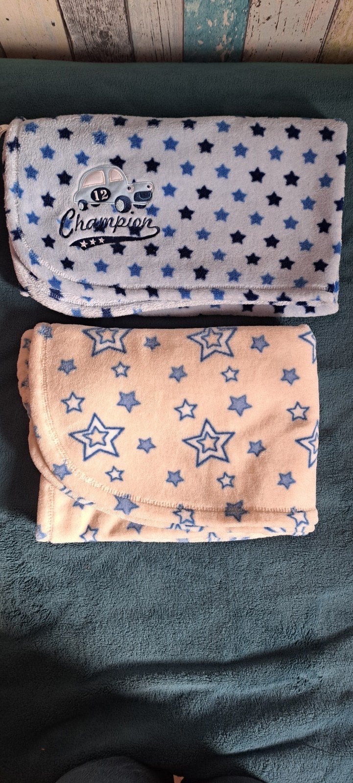 2x babydekentjes, Ophalen of Verzenden, Zo goed als nieuw, Ledikant