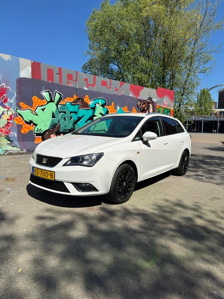 Seat Ibiza ST 1.0 TSI Dealer Onderhouden | Topstaat, Auto's, Voorwielaandrijving, 40 €/maand, Origineel Nederlands, Stationwagon